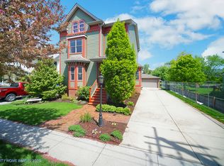 215 Kansas St, Frankfort, IL 60423
