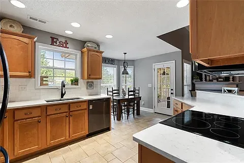 91 Round Rock Cir NE — Photo 12