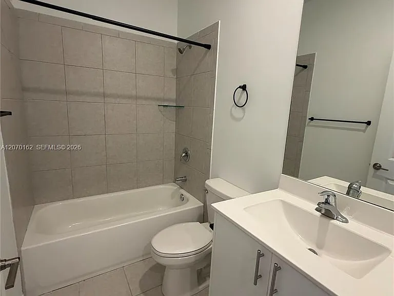 11863 SW 247th Ter #11863 — Photo 6