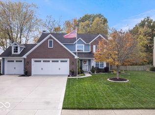 6525 Manchester Dr, Fishers, IN