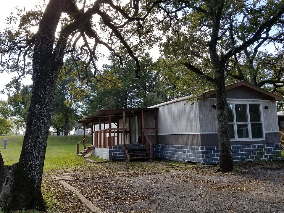 2nd image of 920 Clearleaf Dr Trailer 67
