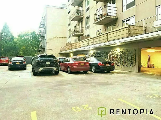 Rented by Rentopia | media 21