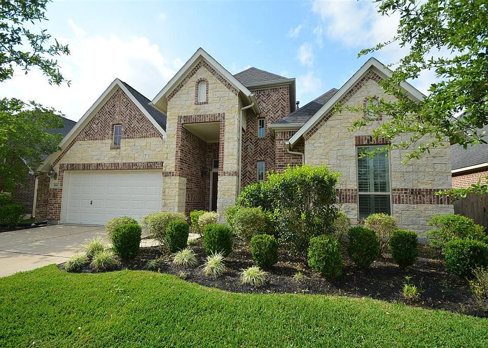 1st image of 28907 Davenport Dr