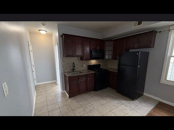 5th image of 271 Hobson St #L1