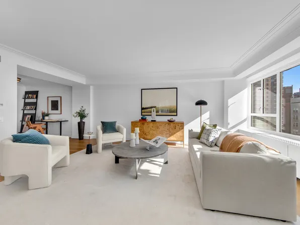 200 East 66th Street image 1 of 10