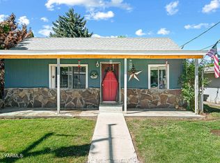 8403 Marion Ave, Yakima, WA