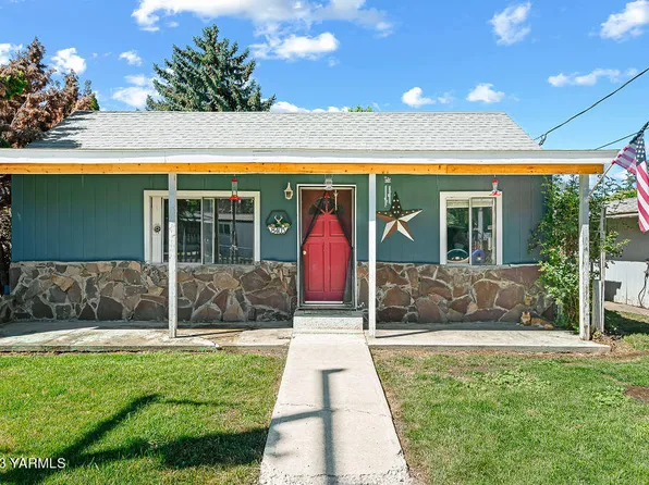 8403 Marion Ave, Yakima, WA 98903