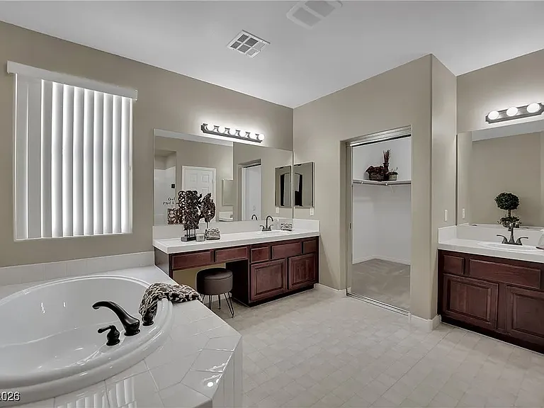 9046 Barium Rock Ave — Photo 32