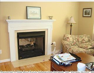 3rd image of 4940 Oriole Dr