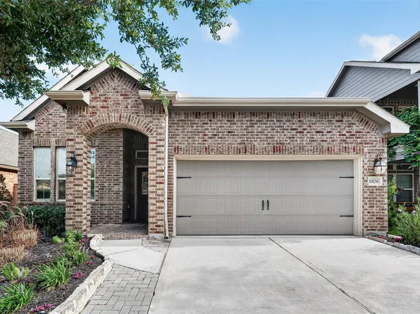 19230 S Cottonwood Green Ln, Cypress, TX 77433