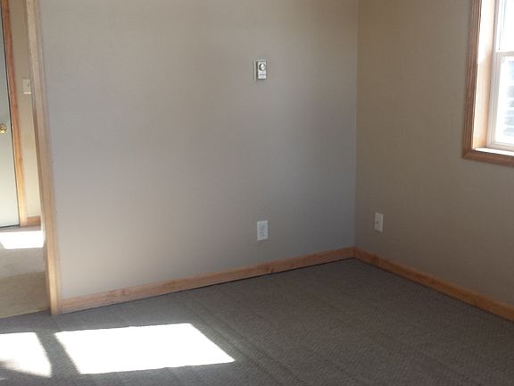 2nd image of 807 S 12th Ave