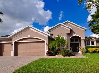 27 Alexandria Place Dr, Apopka, FL 32712