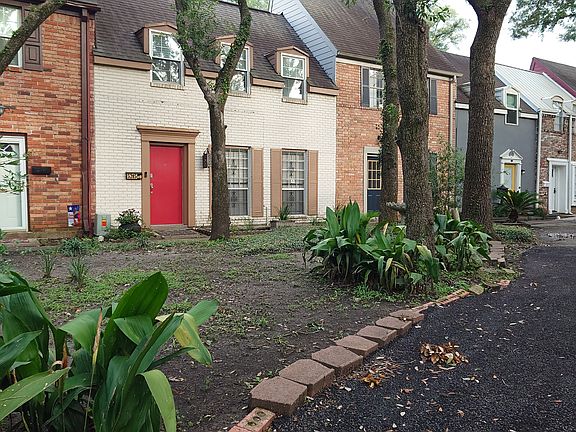 2nd image of 5215 Arboles Dr APT B