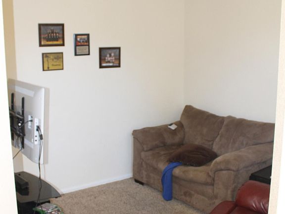 4th image of 22785 E Maplewood Ln