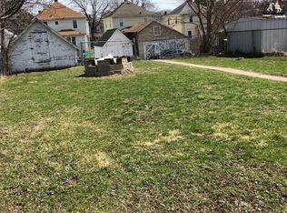 1906 10th St, Moline, IL 61265