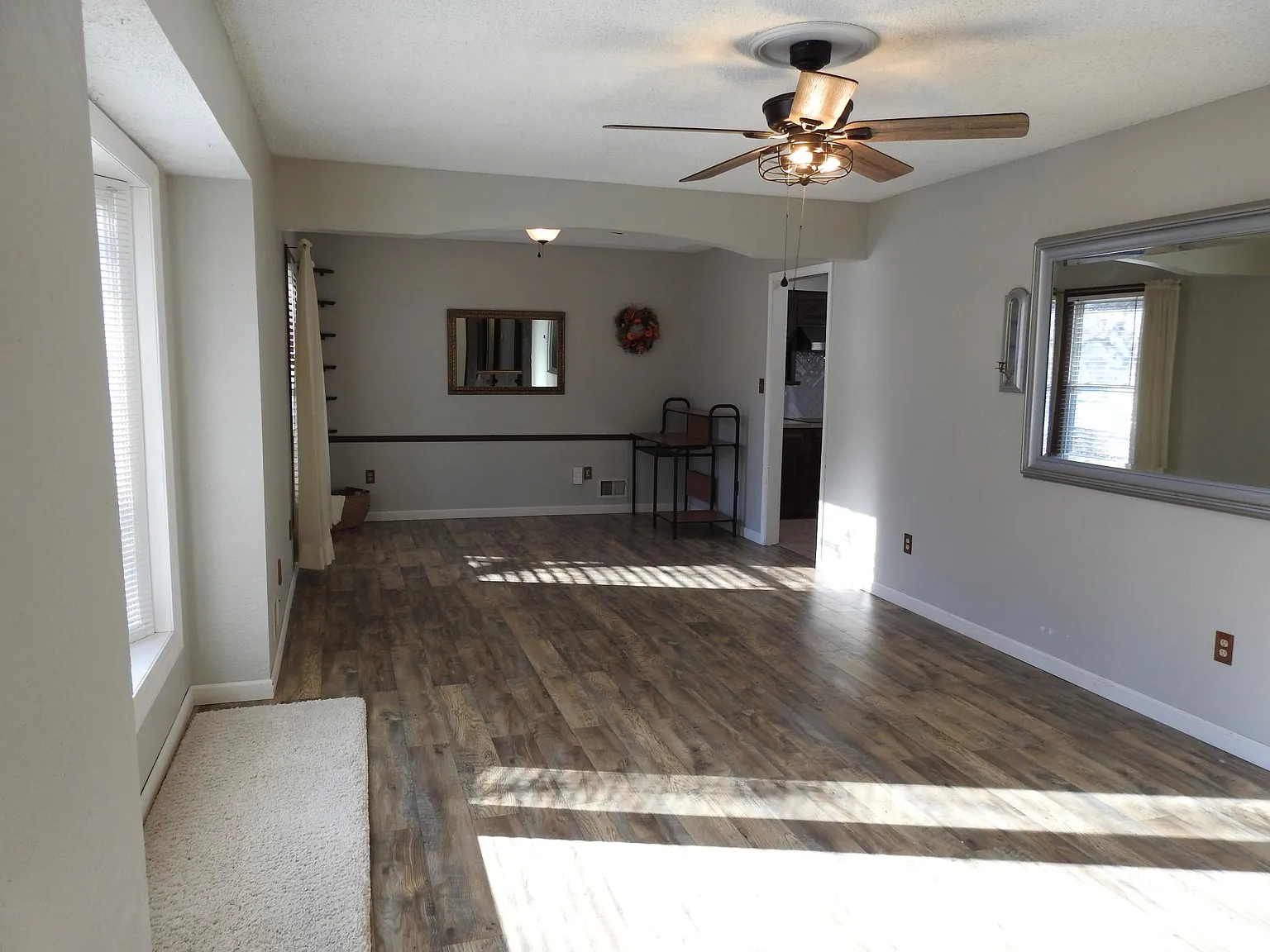 4 bed, 2485 sqft, $2,650 — Photo 3