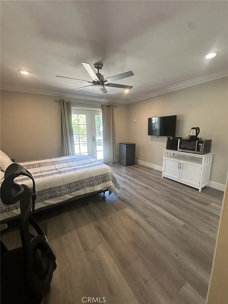 1 bed, 400 sqft, $1,500 — Photo 4