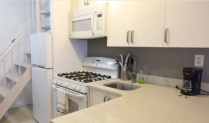 Rented by Compass | media 11