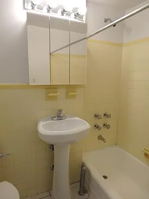 Rented by City & Suburban | media 21