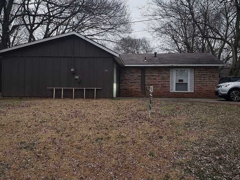 64 Bois D Arc St — Photo 2