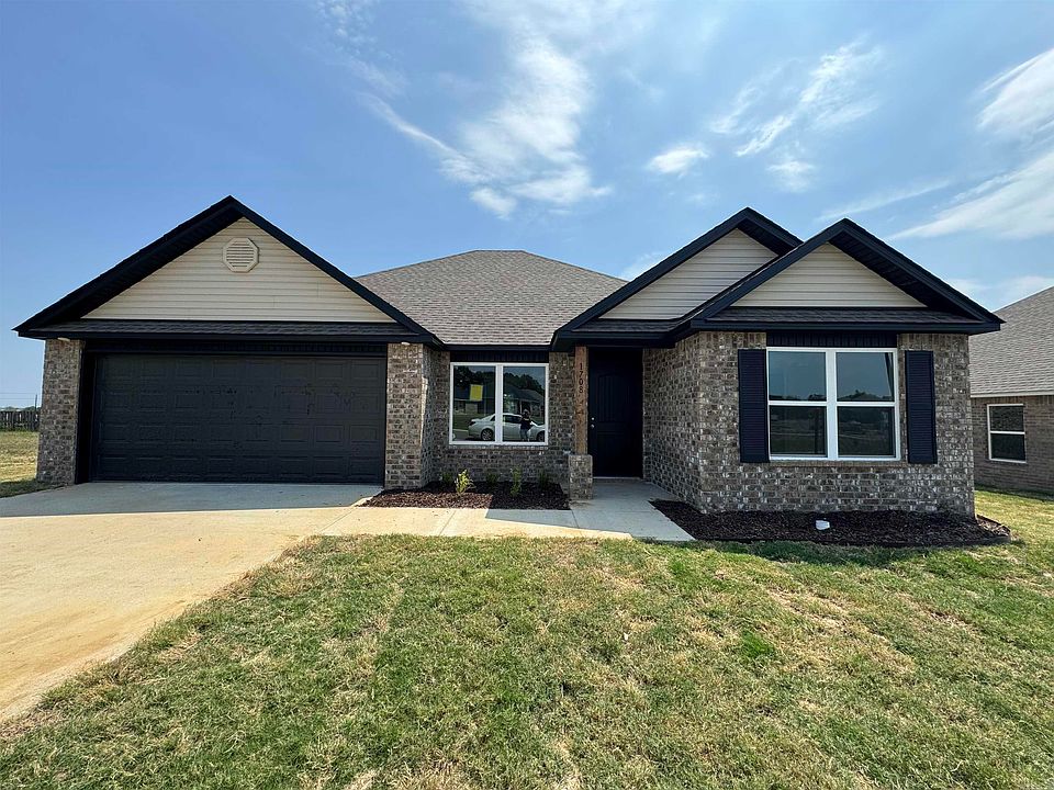 1st image of 1708 Waycross Dr