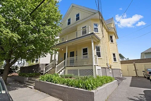 52 Waterhouse St #52 Photo 1