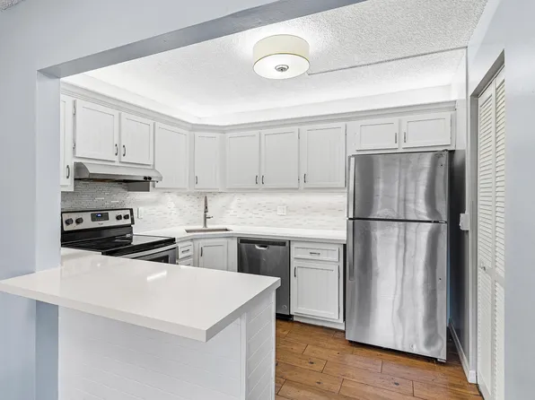 3560 Pine Tree Court #B-1, Greenacres, FL 33463