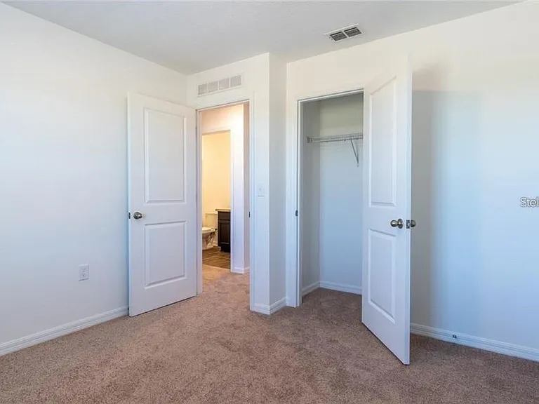 338 Madison Dr — Photo 12