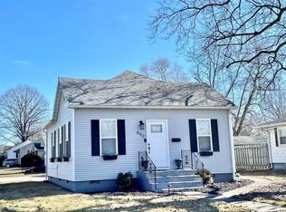 802 S Franklin St, Litchfield, IL 62056