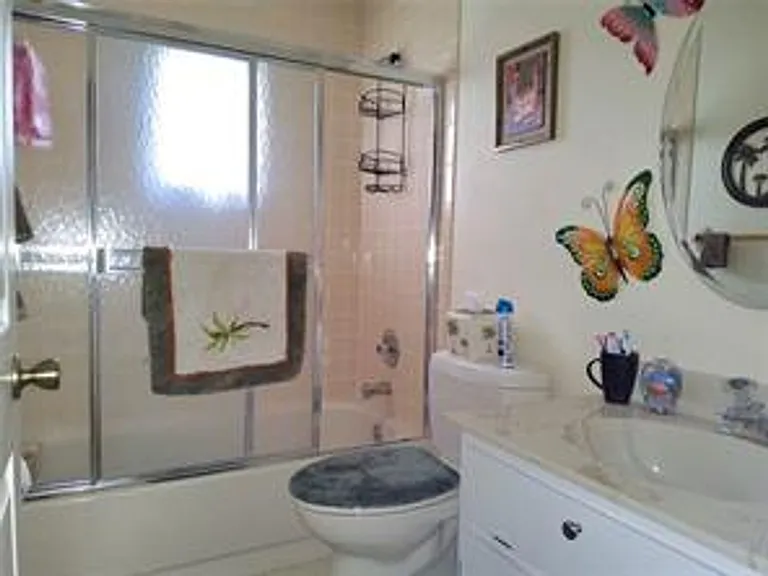 3830 Bal Harbor Blvd #11 — Photo 19