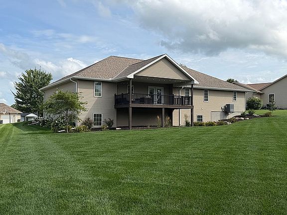4th image of 1237 Maly Blvd