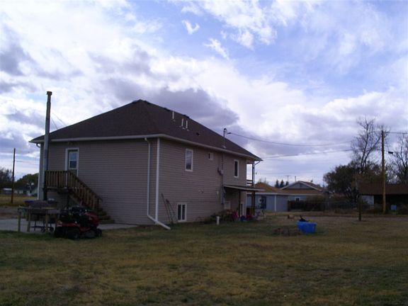2nd image of 157 W Gibbon St