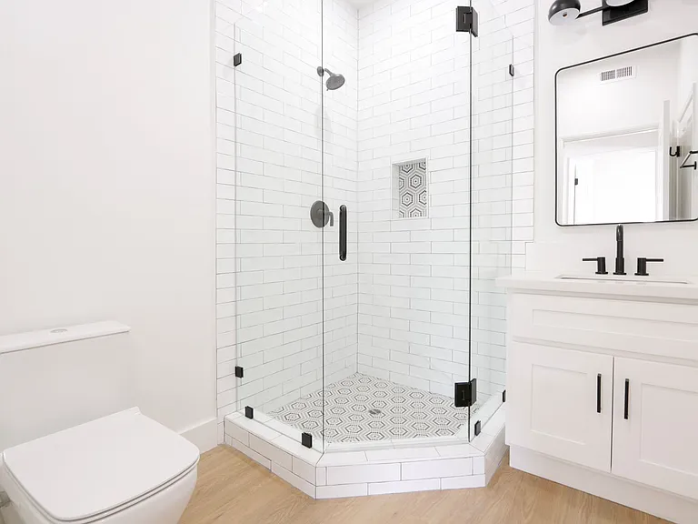 1325 North Poinsettia Pl — Photo 12