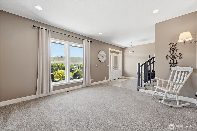 4th image of 99206 E Ridgeview Drive