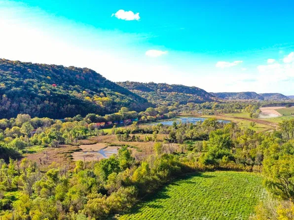 17097 665th St, Wabasha, MN 55981