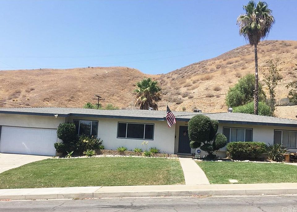 1st image of 3266 Miramonte Dr