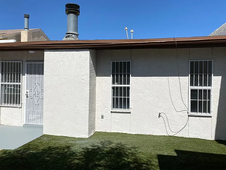 3109 Wayside St #B — Photo 20