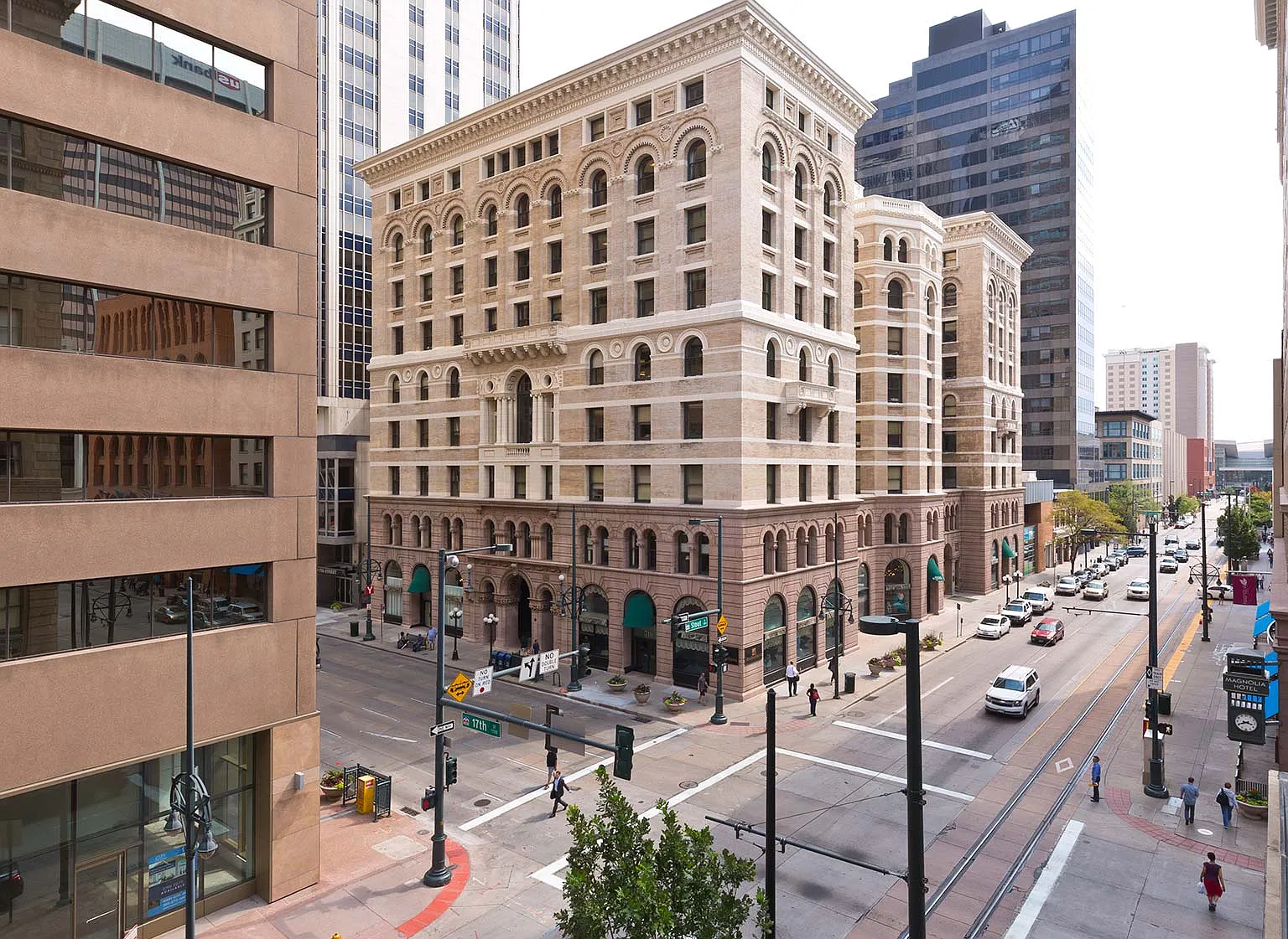 Bank Lofts — Photo 4