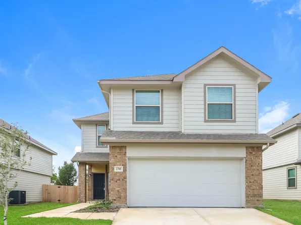 2705 Bear Oak Dr, Fort Worth, TX 76123