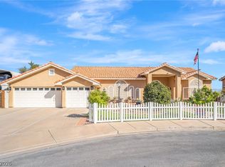 396 E Country Club Dr, Henderson, NV 89015
