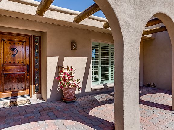 5th image of 8102 E Del Cadena Dr