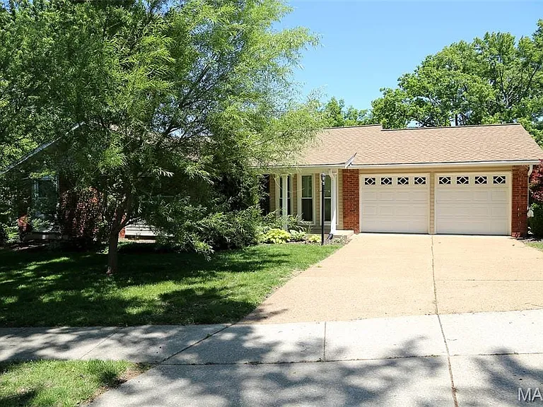 11727 Summerhaven Dr — Photo 1