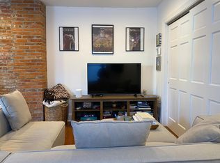 1808 Pine St, Philadelphia, PA 19103