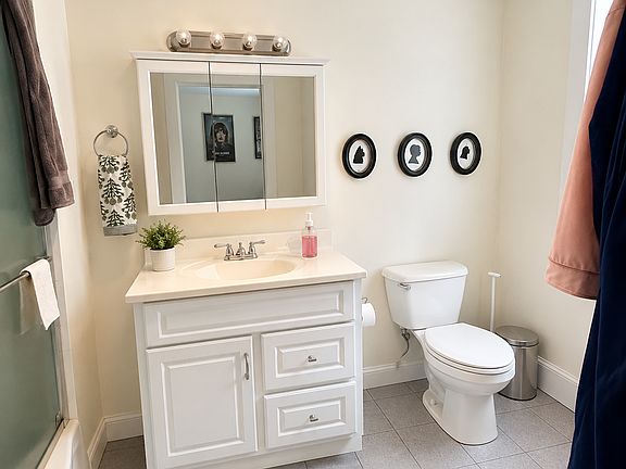 5th image of 79 Pearl St APT 2