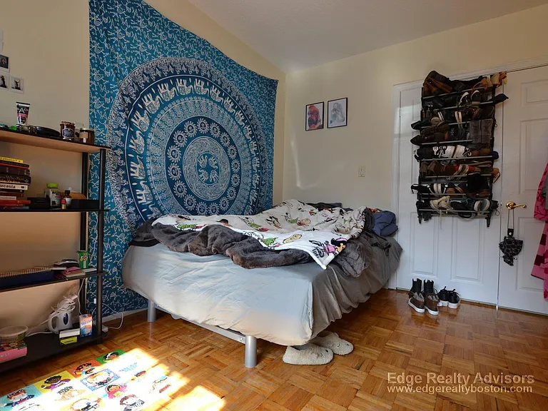 132 Lake Shore Rd #2 — Photo 6