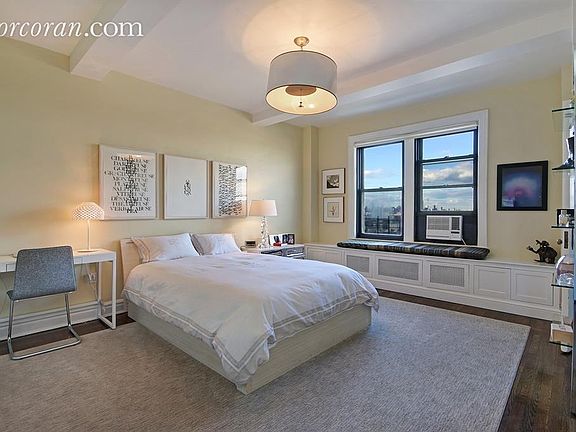 4th image of 135 Eastern Pkwy APT 15C