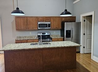 382 Cherry St #208, Macon, GA 31201