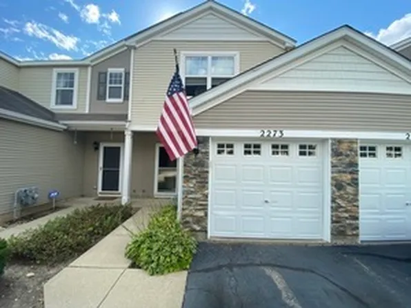 2273 Flagstone Ln, Carpentersville, IL 60110