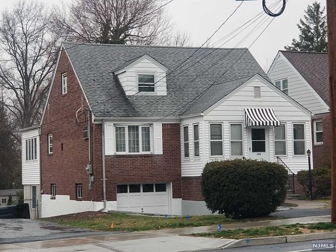 1st image of 182 Broad Ave
