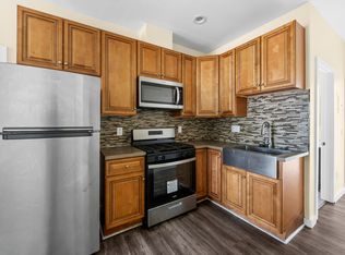 1050 W 57th St #1050.5, Los Angeles, CA 90037